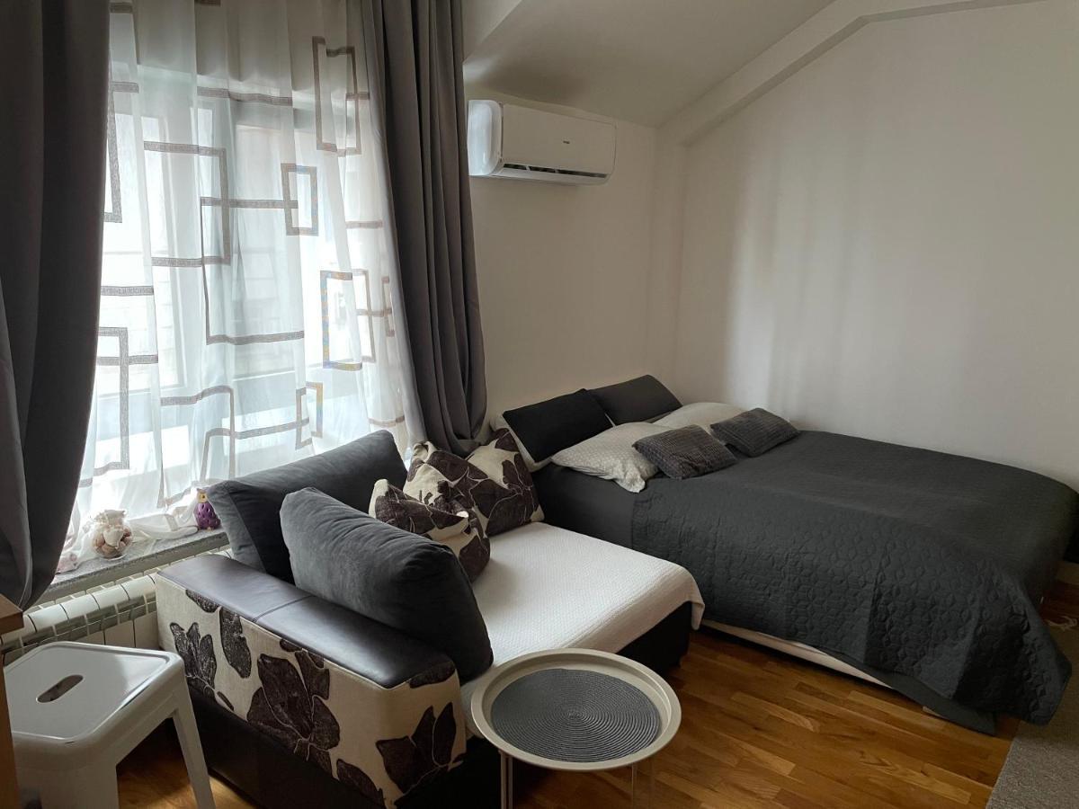 Ferienwohnung Apartman Bane Novi Sad Exterior foto